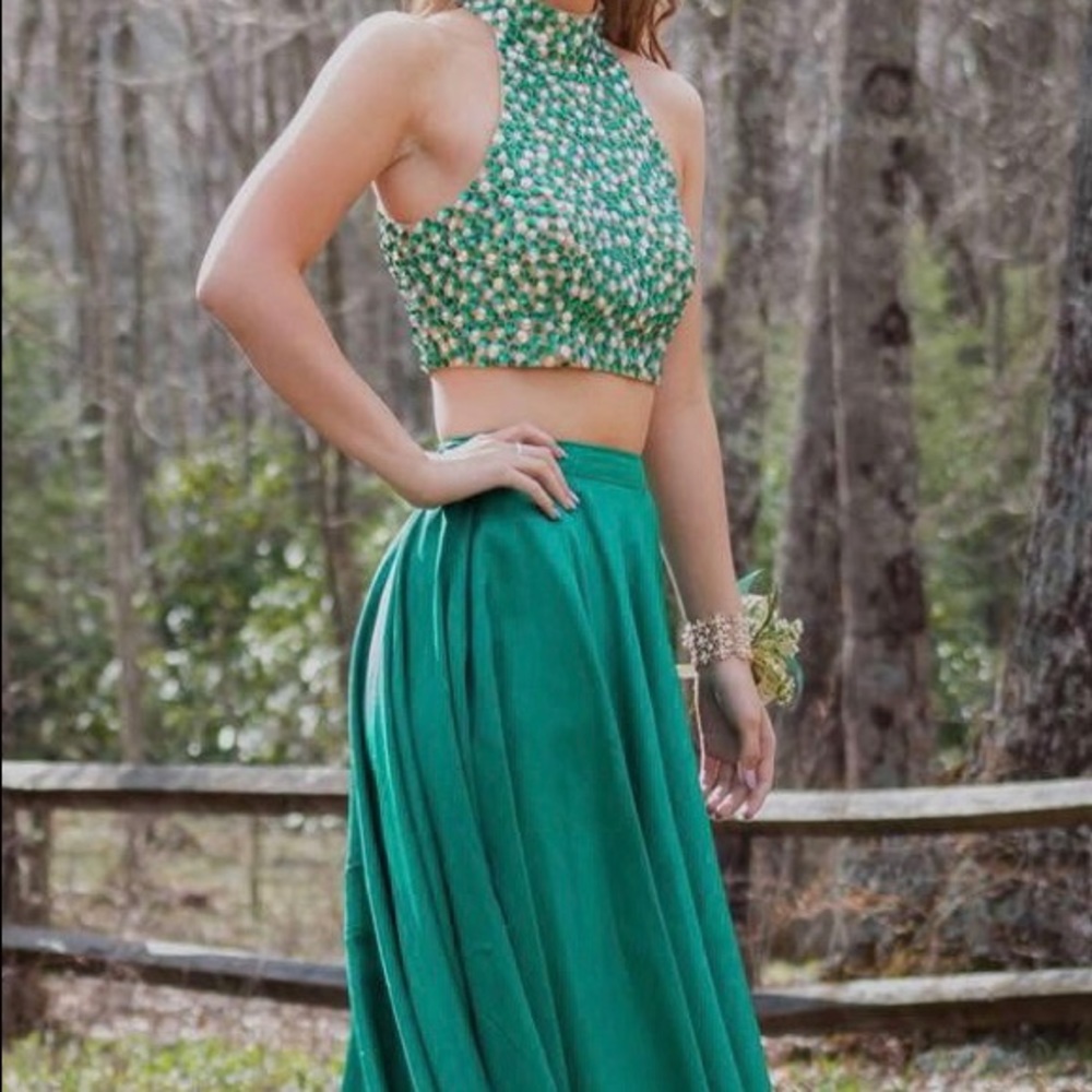 Sherri Hill prom dress